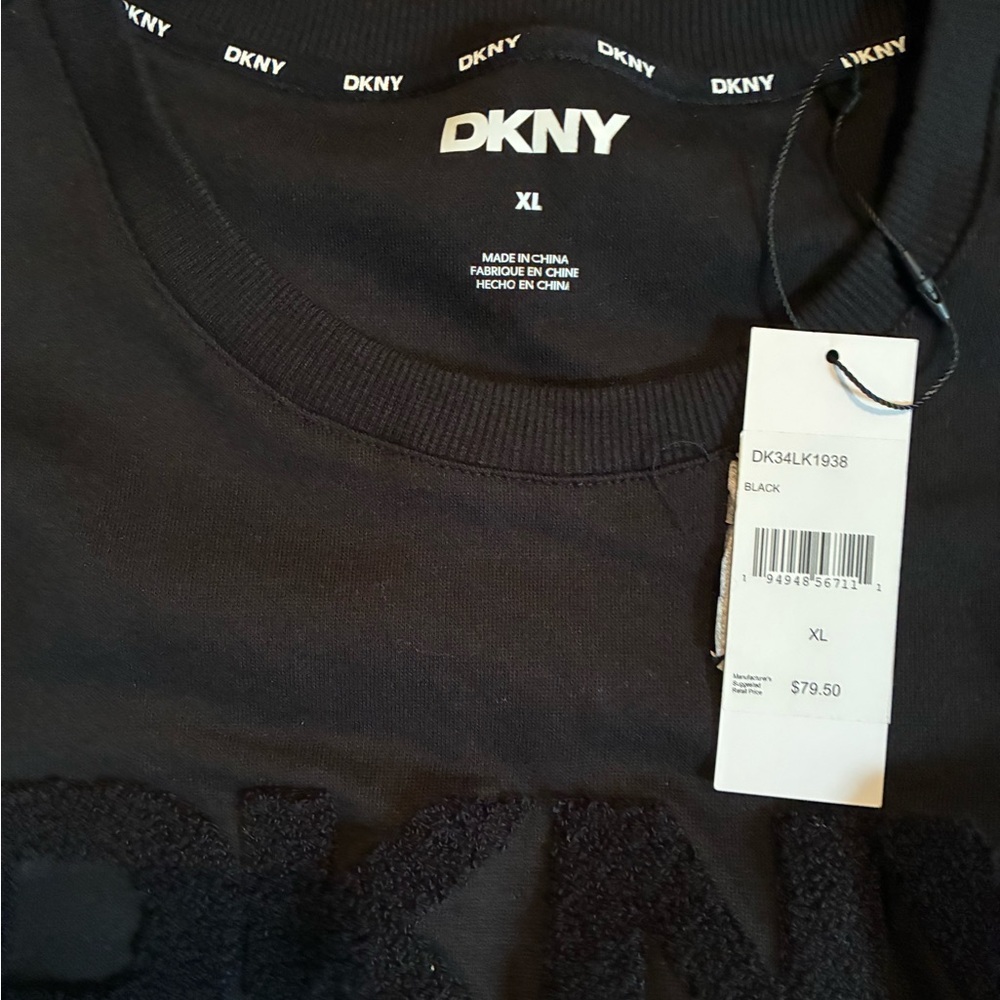 DKNY X-large crewneck sweatshirt. NWT